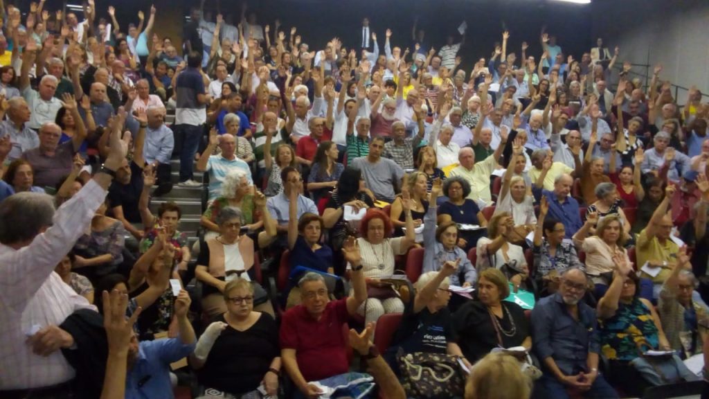 UERJ: assembleia de docentes reúne cerca de 700 beneficiários/as