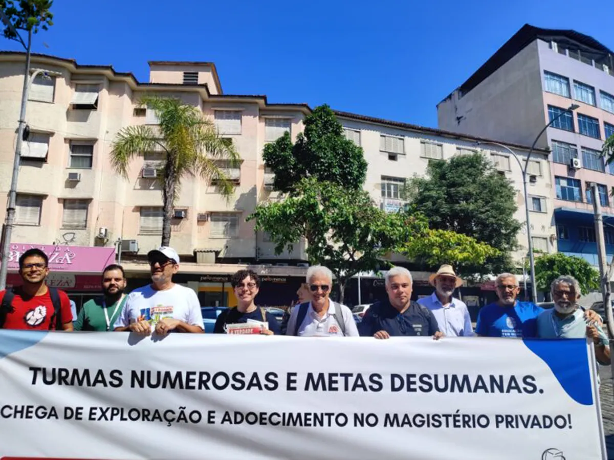 Ato da campanha salarial no Méier em abril